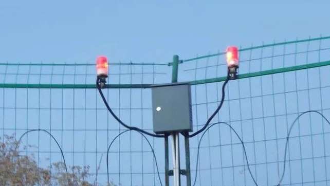  振動(dòng)光纖如何解鎖聯(lián)動(dòng)警燈？商周遺址周界安防項(xiàng)目來指路