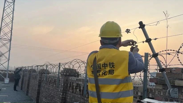 河北鐵路50多個(gè)變電站解鎖多種安裝方式！