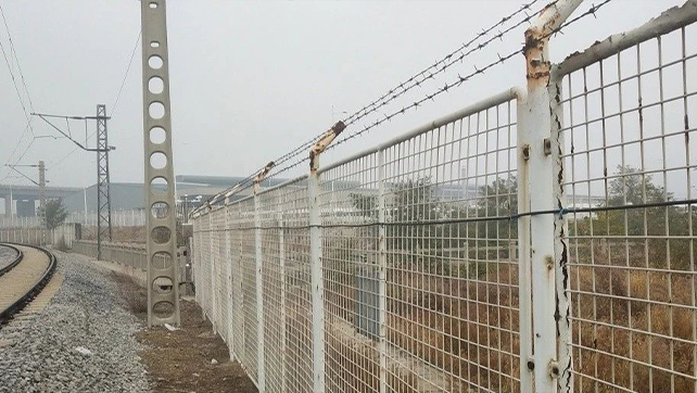  解密F7定位型振動(dòng)光纖，如何應(yīng)用于鐵路集裝箱中心站周界？