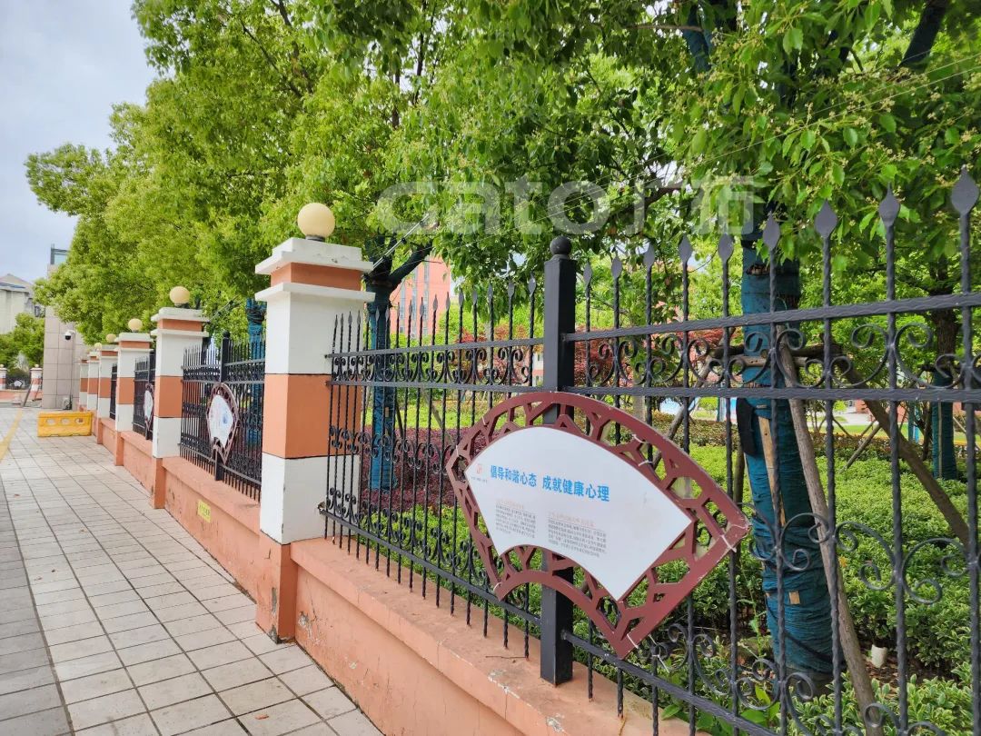 啟東市38所中小學(xué)安防改造項(xiàng)目，廣拓V7常伴校園(圖11)