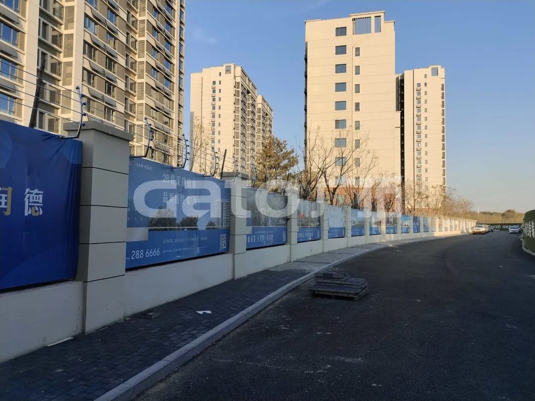 你見過(guò)弧形的不銹鋼電子圍欄嗎？(圖8)