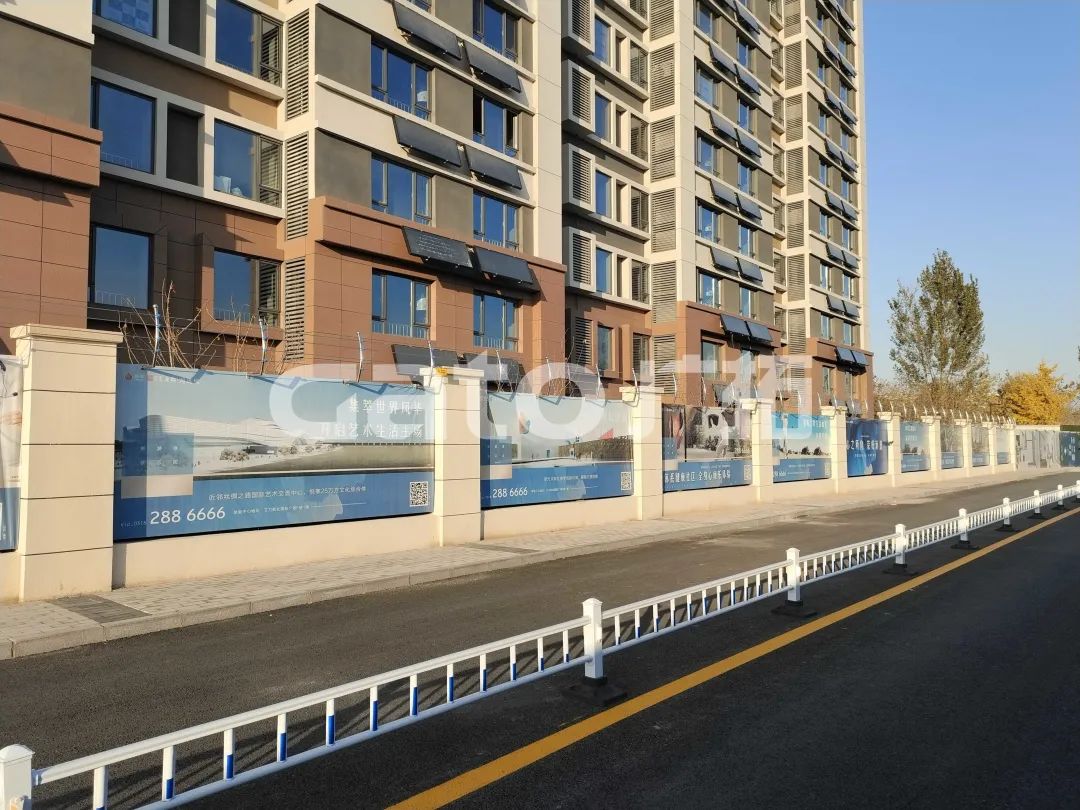 你見過(guò)弧形的不銹鋼電子圍欄嗎？(圖12)