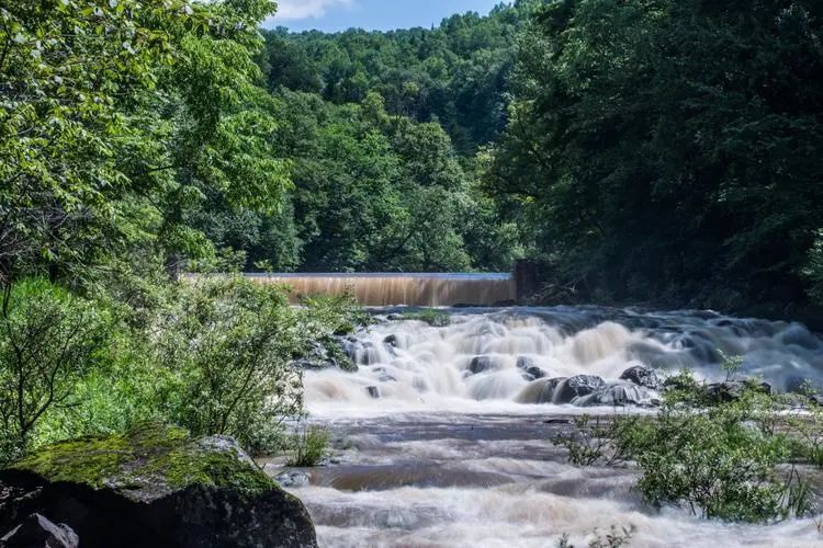 上過央視的省級礦泉水保護區(qū)，廣拓G5S安防就位！(圖3)